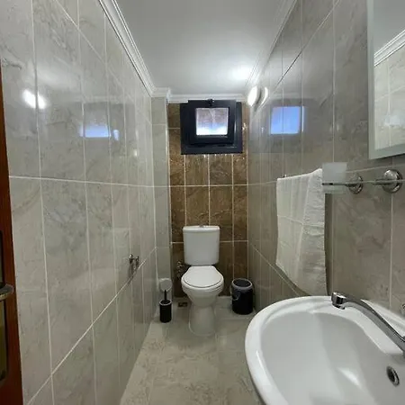 Flat With Garden On Center Apartament