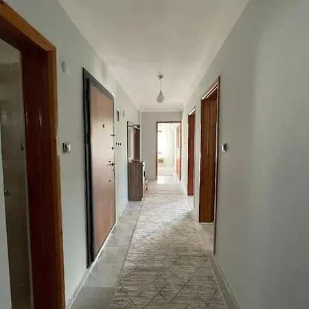 Flat With Garden On Center פאטהיה